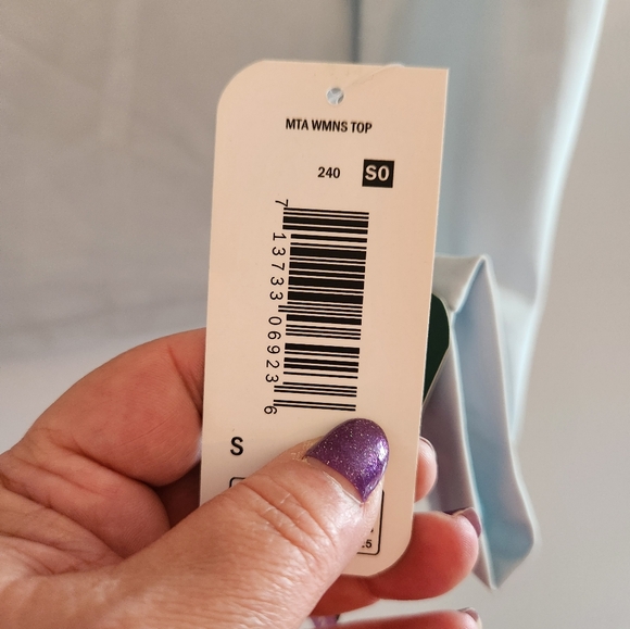 NWT MTA Light Blue Sports Top.  Size S.  Fast dry and stretch.  Great shirt. - Picture 4 of 5